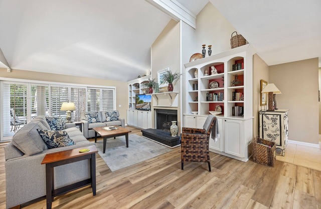 SeaPines, Walk to your own piece of the beach, Private pool, Pet friendly