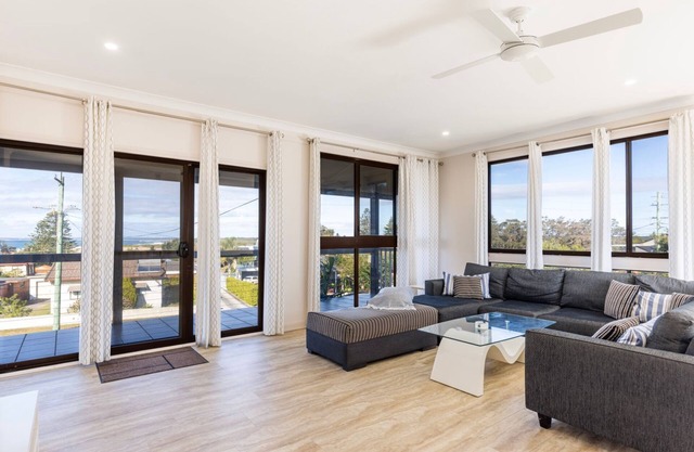 Seas the Day - Pet Friendly - Ocean Views
