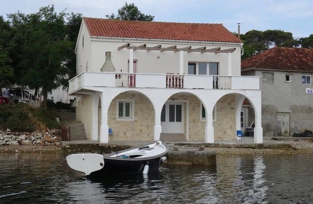 Seaside holiday house Veli Rat, Dugi otok (K-22718)