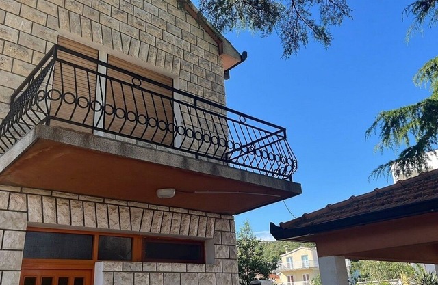 Seaside holiday house Poljica, Trogir (K-23107)