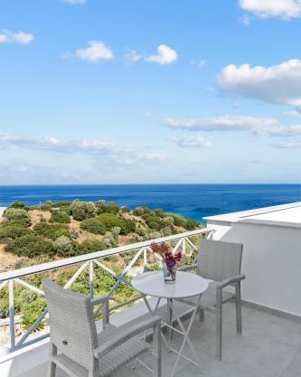 Seaside & Modern Flats by Explore Andros