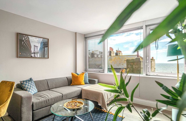 Seaview 2BR Escape | Walk to Lanes, Beach & Pier