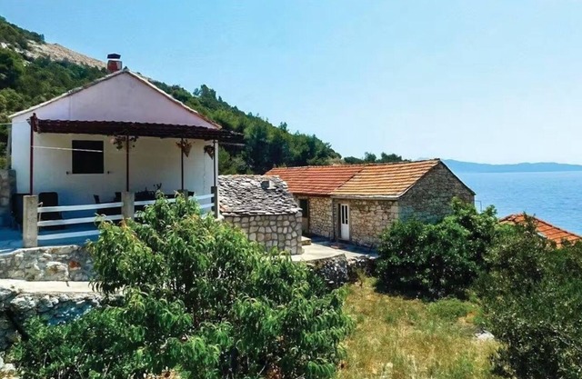 Secluded fisherman's cottage Cove Srhov Dolac, Hvar (K-22095)