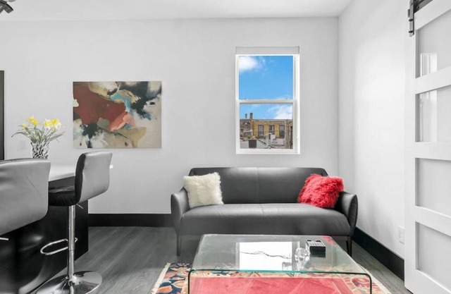 Secluded Simcoe St. Treasure (91600)