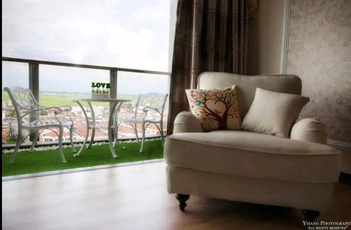 Sekinchan PaddyView Homestay 高楼 看稻田 阳台民宿