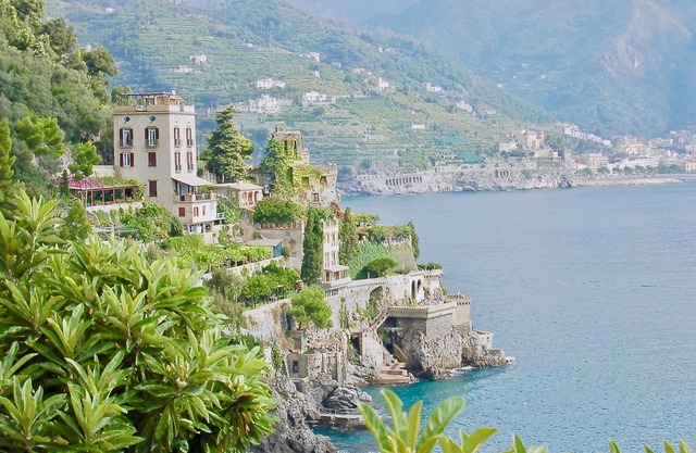 SELENE - Eight Bedroom Villa, Sleeps 16
