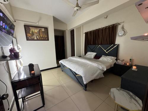 Self check-in Studio Apartment for rent in I-8