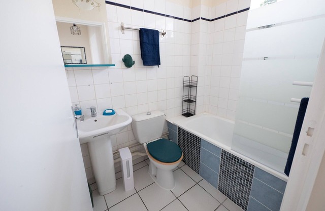 Self-contained apartment, ARENA area, la CARTONNERIE, champagne house.