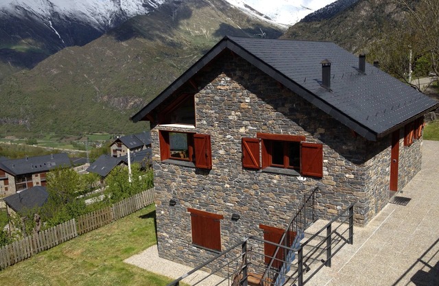 Semi-detached house in the charming town of Durro - Vall de Boí -