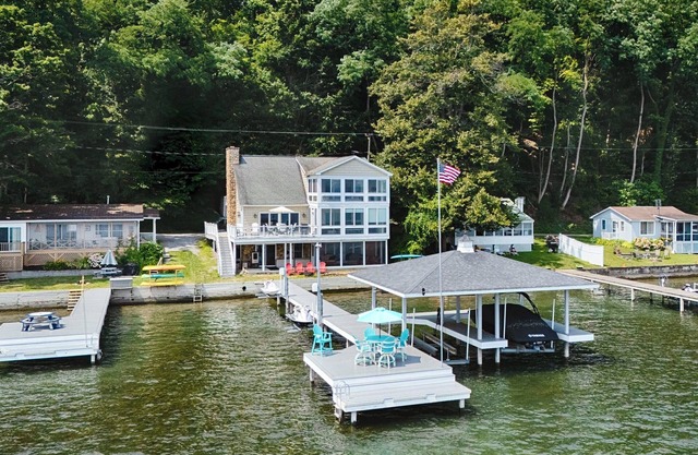Seneca Memories: Luxury Lakeside Home on Seneca Lake!