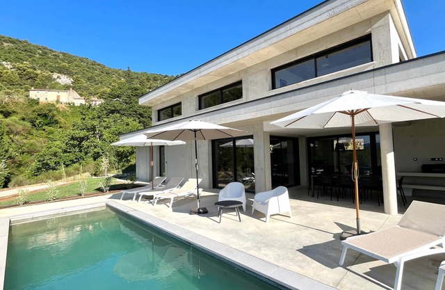 Sensation Ventoux, contemporary house