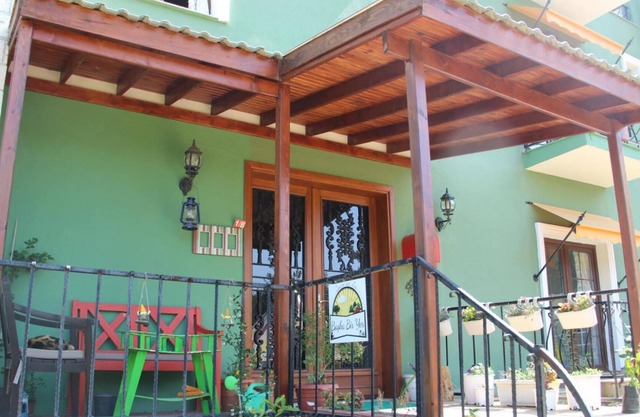 Serene Apart Surrounded by Nature in Selcuk