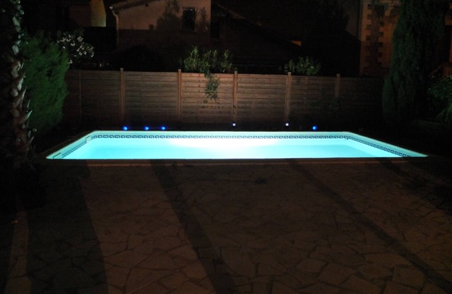 Serenity and comfort, town center and 15 min from the sea