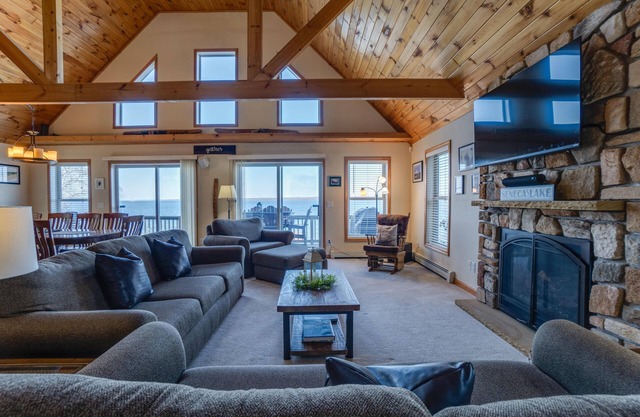 Serenity Place: lake home with hot tub, pool table/game room, and private lakefront