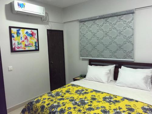 "Service Apartments Karachi" Ocean View 2 Bed Room Apt