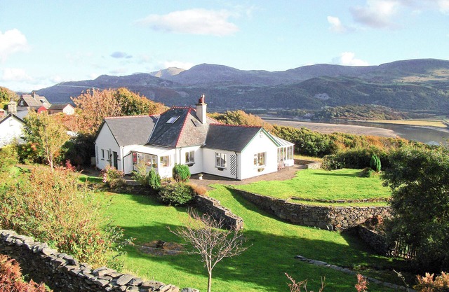 Set on the headland with fantastic mountain and sea views.