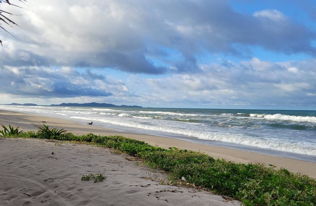 Several Beaches nearby - Muchas playas cerca! Minutes to Tela Centre! Punta Sal