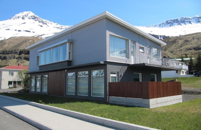 Seydisfjördur Apartment