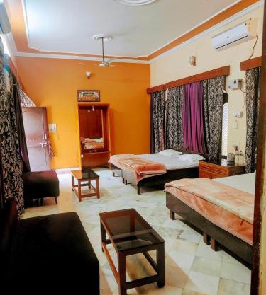 Shantiniketan 4BHK Comfortable Family Stay in Ayodhya
