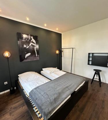Shared a-partment Möbliertes Zimmer in Köln - Ehrenfeld !