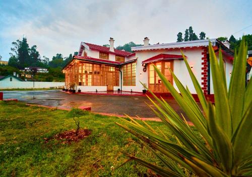 Shivs Heritage Resort Ooty in by VOYE HOMES