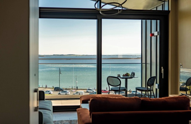 Shoreline Apartments