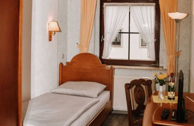 Single room 4 - Pensionsgasthof Deutsches Haus