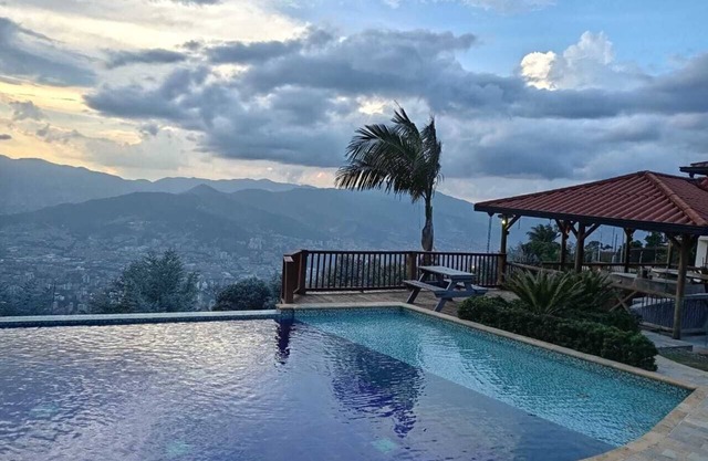 Six bedrooms immaculate luxurious Villa with pool and private cascade