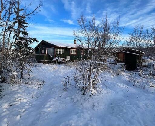 Sjarmerende hytte ved Làvkajàvri