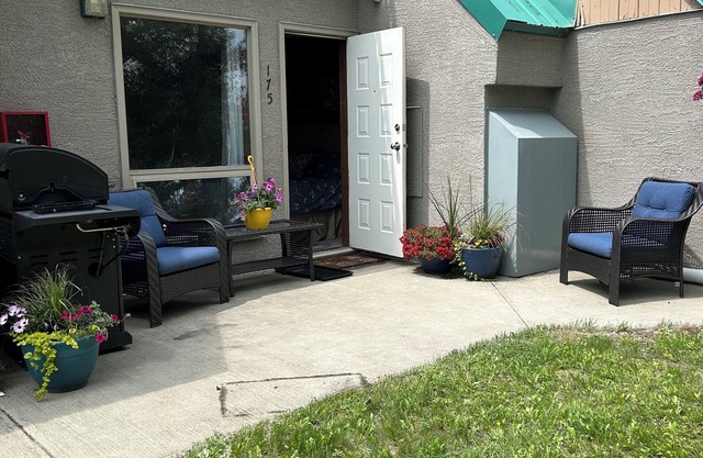 Ski, golf, hike or bike right outside your door if you like!