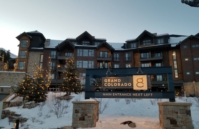 Ski in/out 1BR Suite Grand Colorado on Peak8. Available Jan 24-Jan 31, 2026