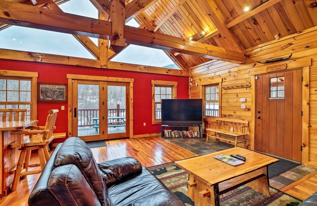 Ski Lodge Mtn Retreat w/Fire Pit, Deck & Views!