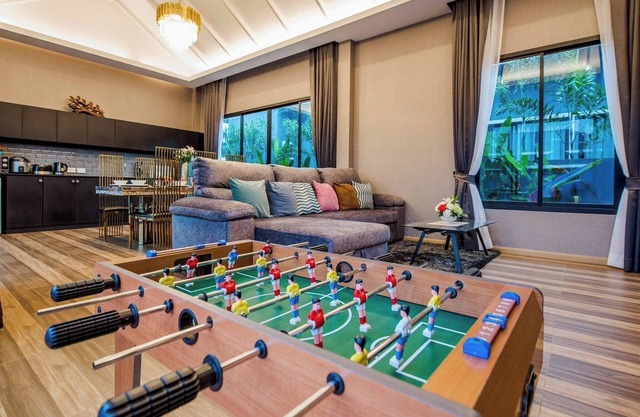 Sky Blue Pool Villa at Hua Hin 3Bedrooms and 4 Bathrooms near Cha-Am beach