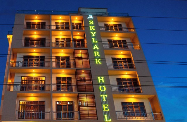 Skylark Hotel