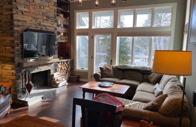 Slopeside E-10 ski in ski out the door