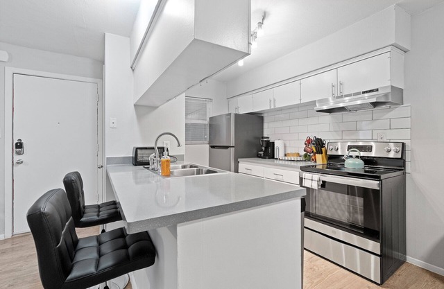 Small 1 Bedroom Apt in Highland Austin 3133