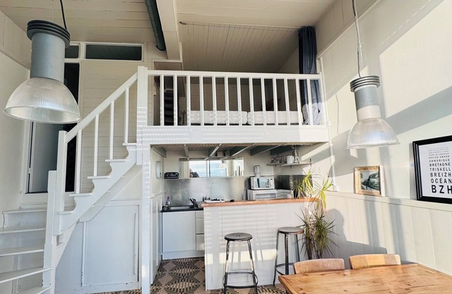 Small apartment with sea view