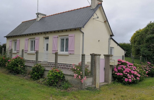 Small Country House with Garden, 2 Persons, night or week