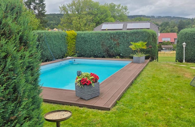 Small house in the Thuringian Forest with pool