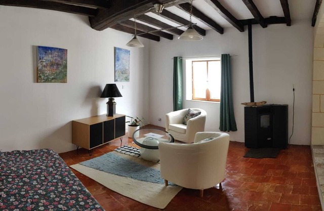 Small house in the heart of a 15th century property.