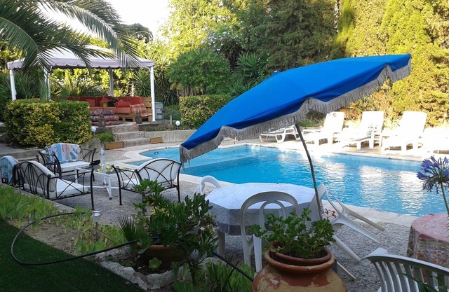 small paradise, pool villa, 400M Nice beach, the countryside in the city center.