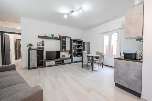 Smart Life House in the heart of Modena