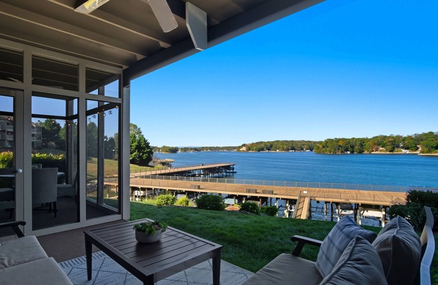 Smith Mountain Lake Condo with Main Channel Views