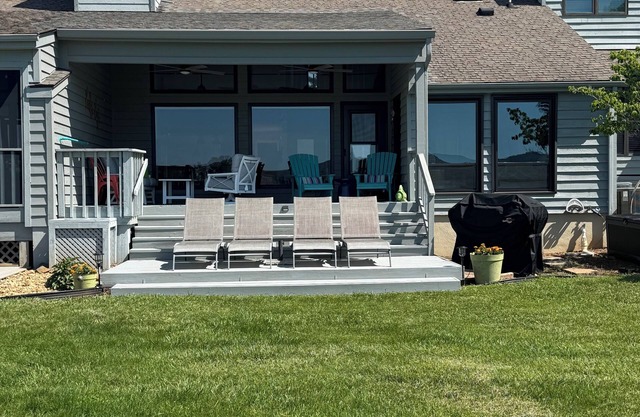 Smith Mountain Lake Waterfront Vacation Retreat