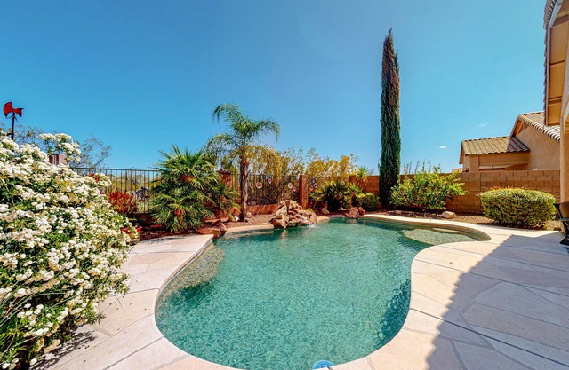 Snowbird-friendly home with WiFi, central AC, enclosed yard, pool, and patio