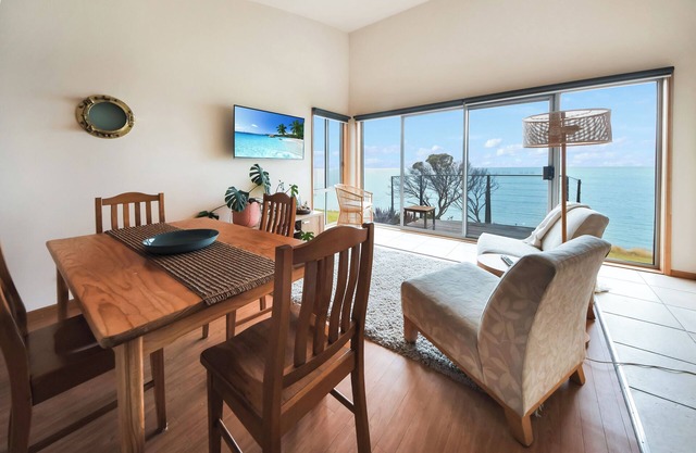 Soak up the seaside breeze and enjoy uninterrupted sea views!