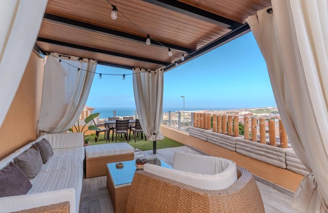 Sol del Conde Holiday Apartment: Your Retreat in Costa Adeje