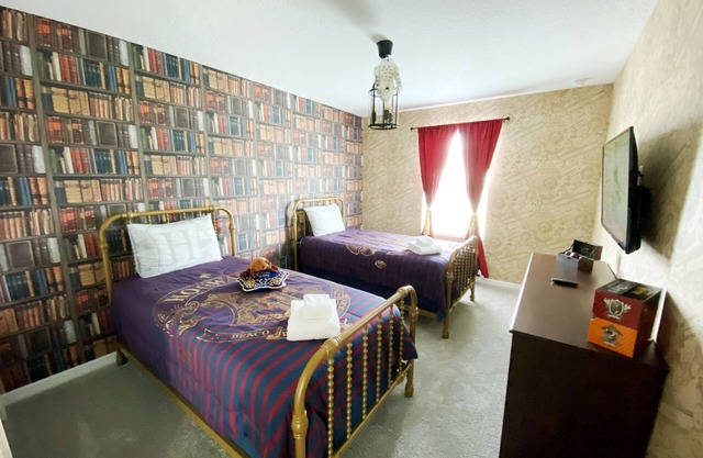 Solara Resort - 5 bedrooms, Private Pool - FROZEN & HARRY POTTER - DISNEY AREA