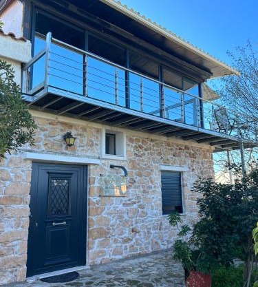 SolMar Aegina with private pool - jacuzzi