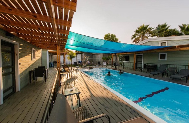 Somewhere - Chalets in the Arava